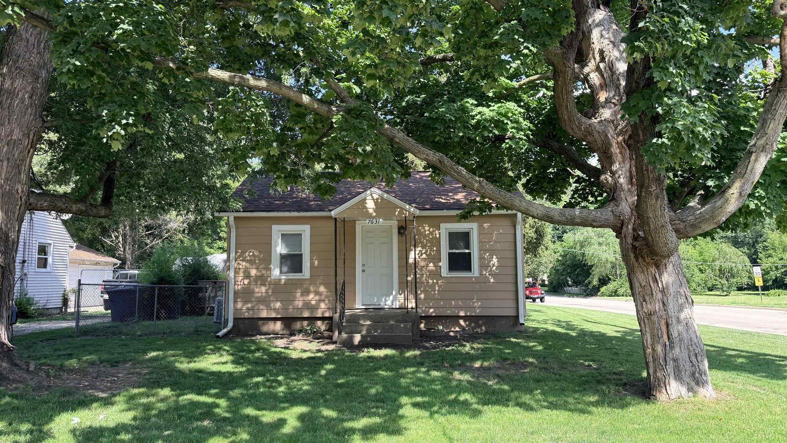 Property Photo:  7631 Elm Avenue  IL 61115 