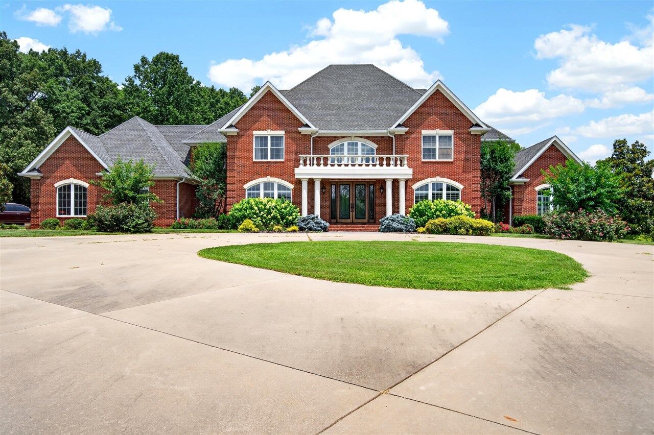 Property Photo:  8408 Cemetery Road  KY 42103 