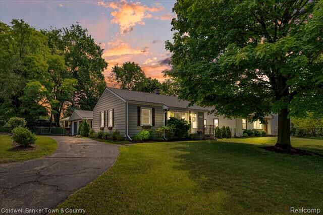 Property Photo:  355 Rivard Boulevard  MI 48327 