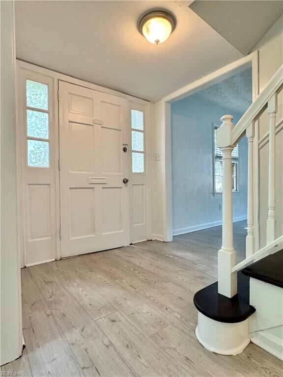 Property Photo:  416 Hustings Ln F  VA 23608 
