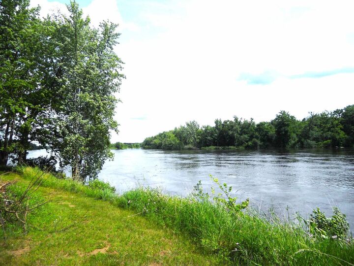 Property Photo:  W11027 County Road O River Hills  WI 53901 