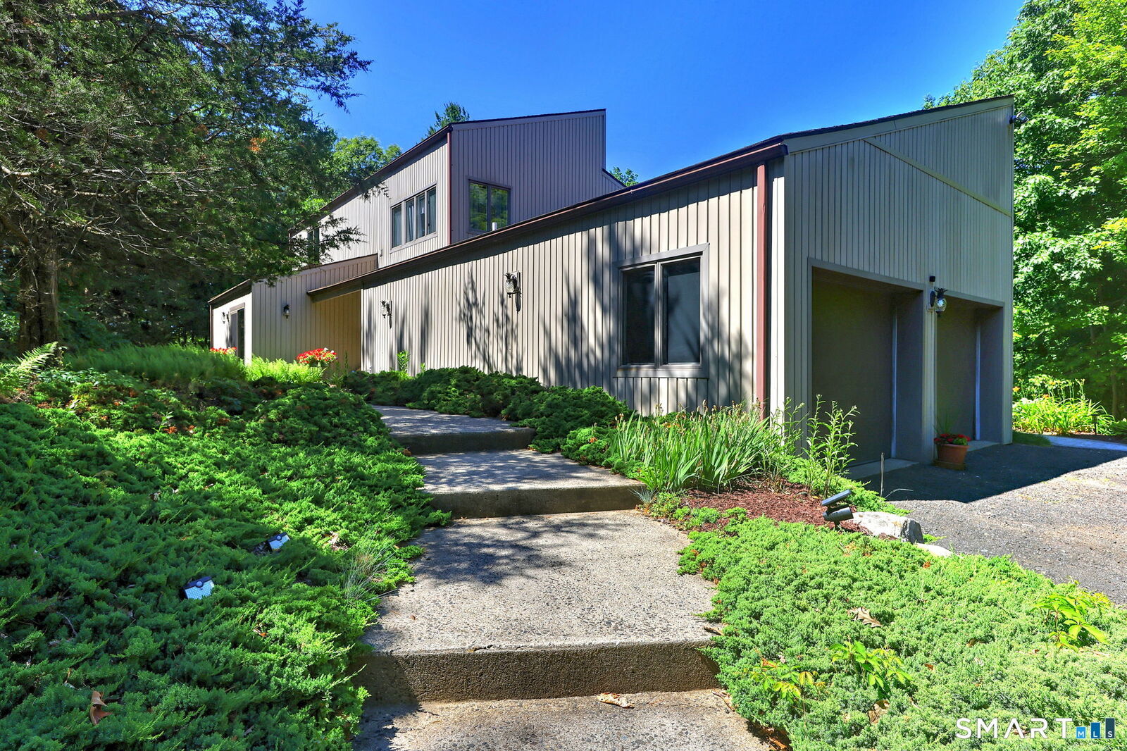 Property Photo: 151 Cheshire Road CT 06524
