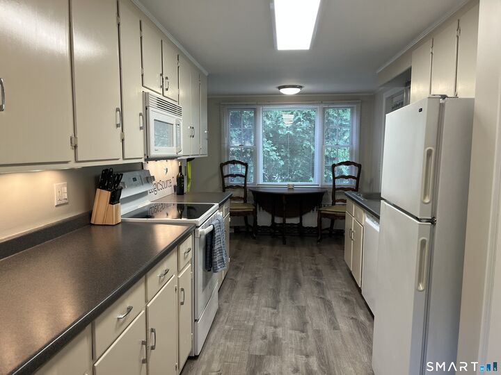 Property Photo:  5 Treadwell Avenue  CT 06880 