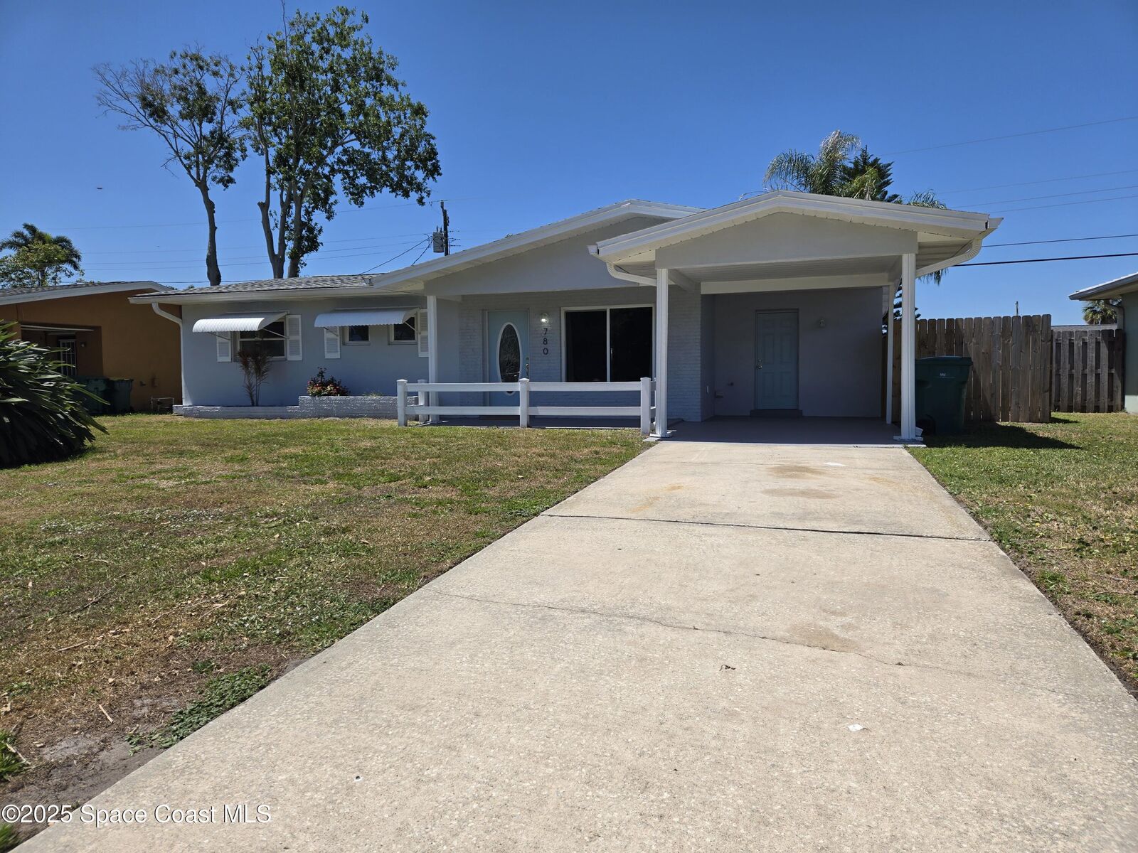 Property Photo: 780 Mohawk Avenue FL 32935