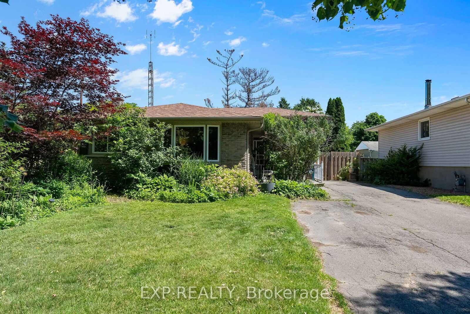 Property Photo:  11 Abraham Drive  ON L2M 6K7 