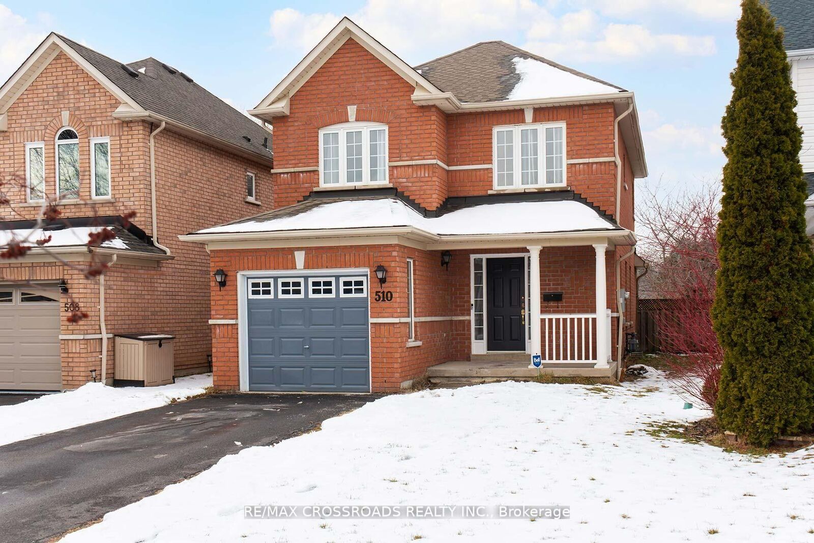Property Photo:  510 Hickory Street N  ON L1N 9W8 