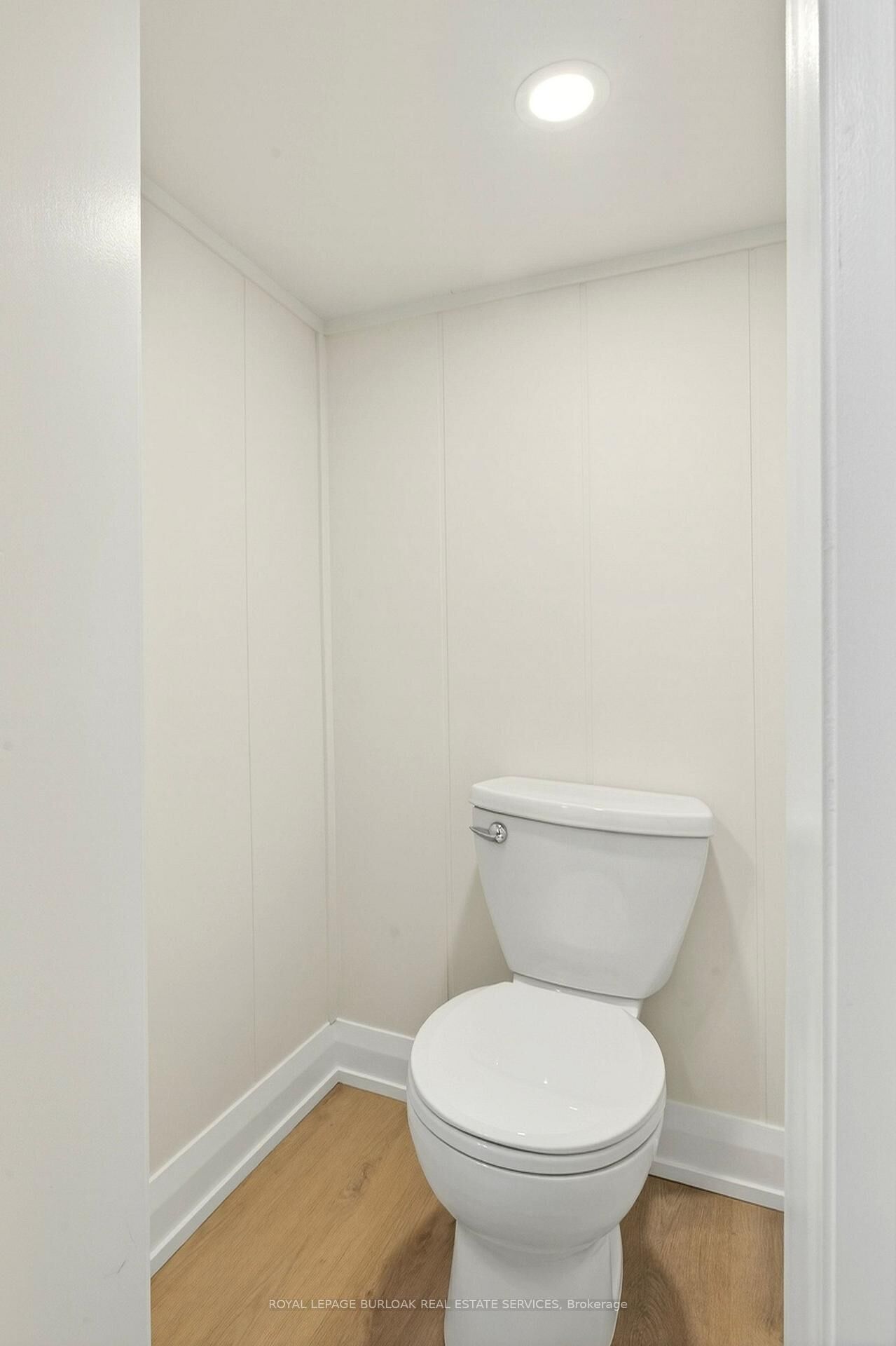 Property Photo: 1012 North Shore Boulevard E ON L7T 1X7