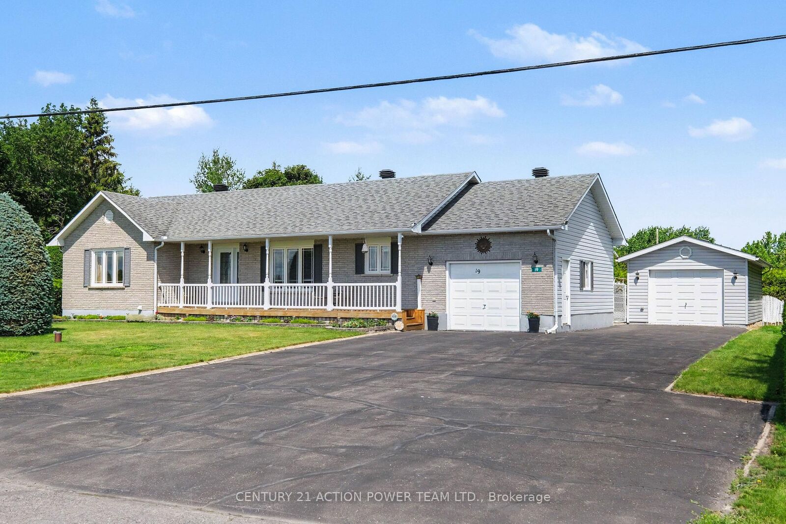Property Photo:  19 Crysler Station Road  ON K0A 1R0 
