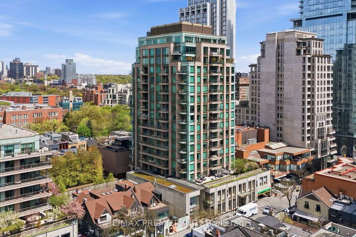 Property Photo:  80 Yorkville Avenue 502  ON M5R 2C2 