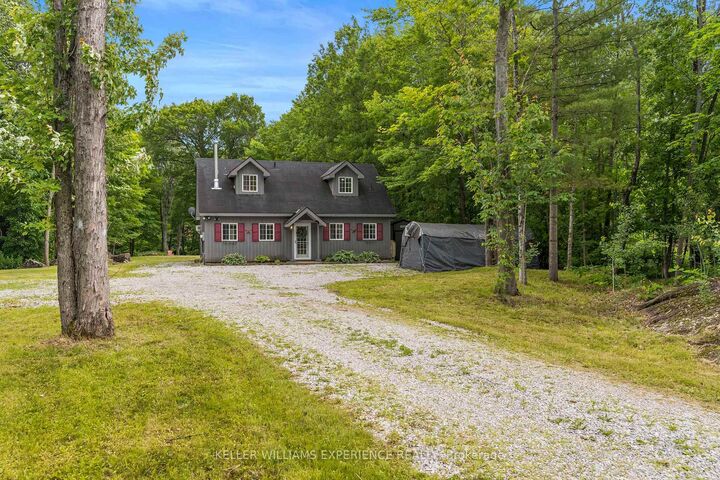Property Photo: 7516 Island Crescent W ON L0K 2B0