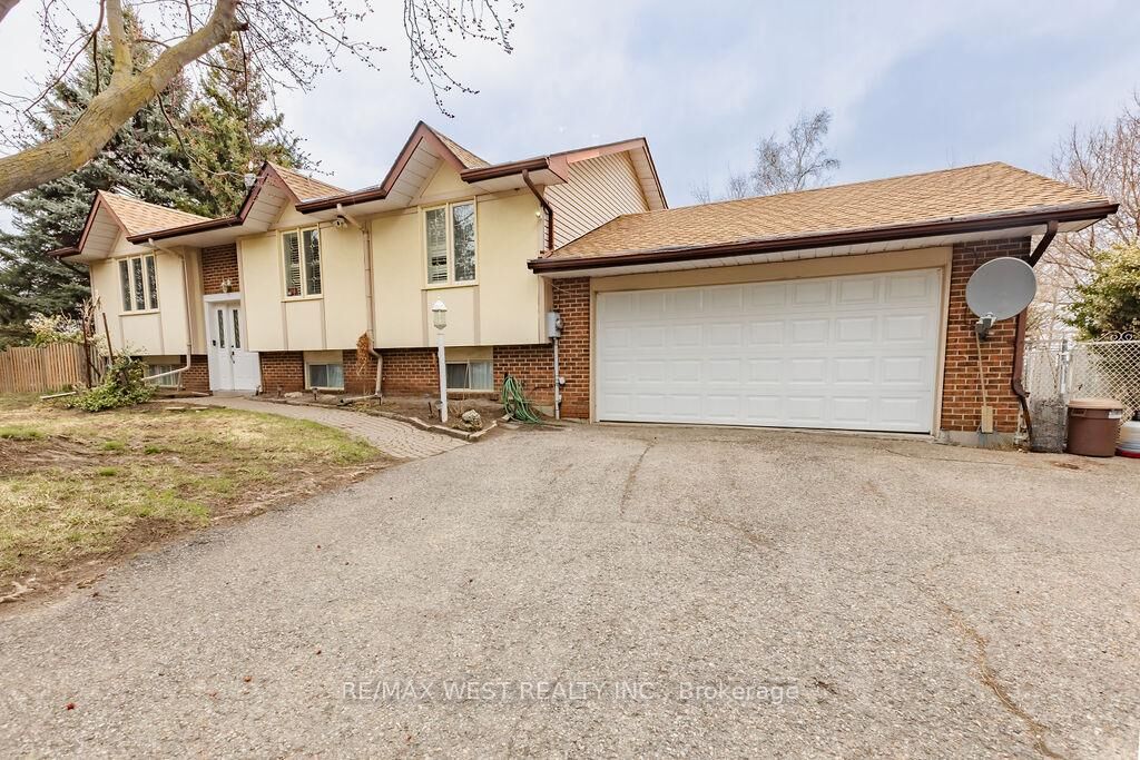 Property Photo: 12777 Mississauga Road ON L7C 1X2