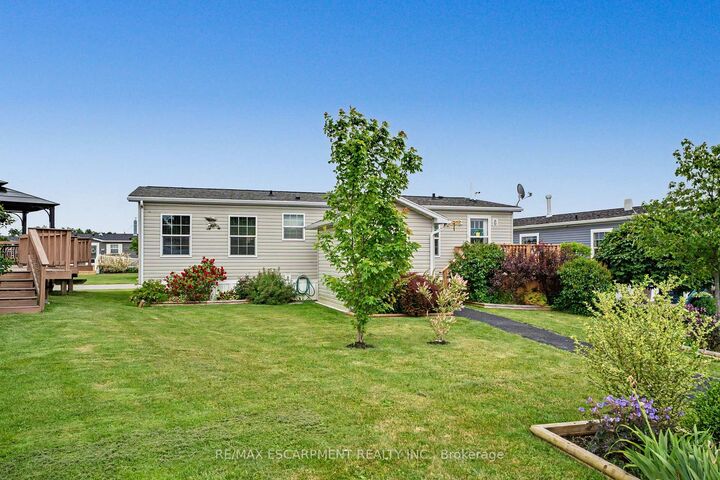 Property Photo: 4 Hickory Hollow N/A ON N0A 1P0