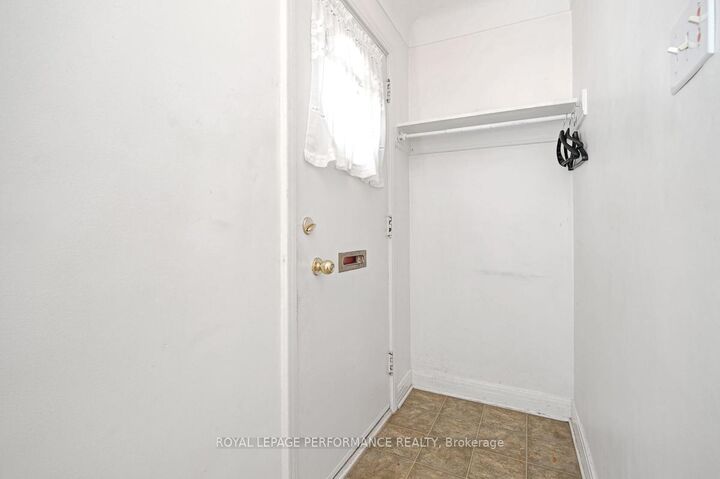 Property Photo: 535 Dunbrack Street ON K1K 1J4