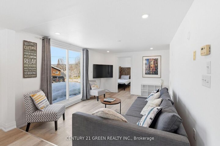 135 Village Street — photo 1