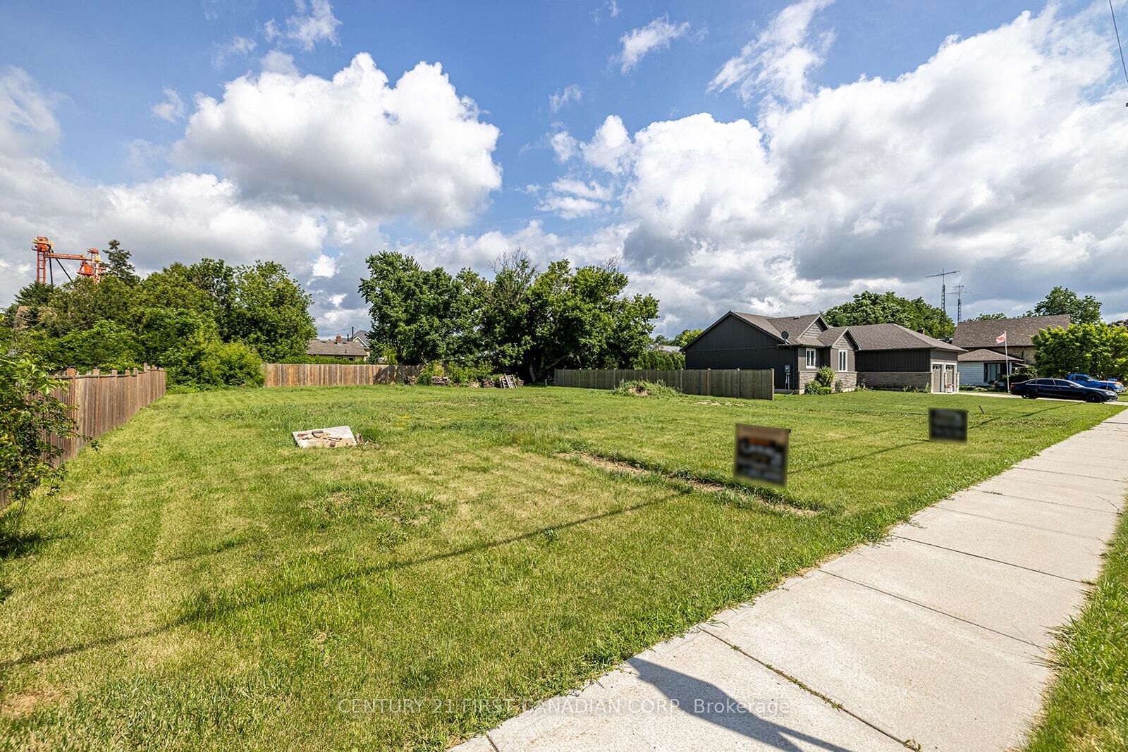 Property Photo:  277848 Kerwood Road  ON N0M 2B0 