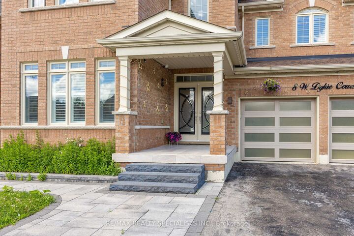 Property Photo: 8 W. Dykie Court ON L3Z 0Y1