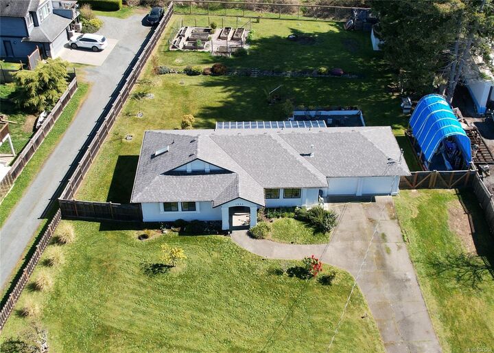 Property Photo: 1955 Caldwell Rd BC V9Z 0P6
