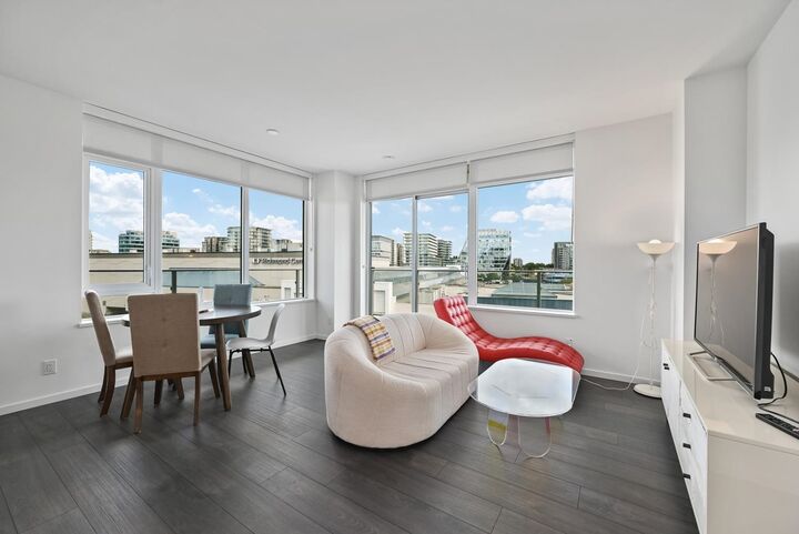 Property Photo: 6200 Minoru Boulevard 405 BC V6Y 0M9