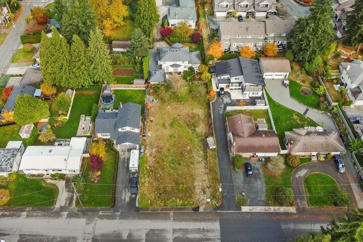 Property Photo: 34099 Fraser Street BC V2S 1X8