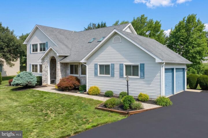 Property Photo: 2380 Barrister Drive PA 17404