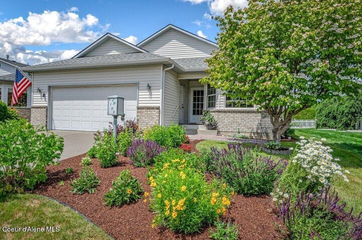 Property Photo:  1193 W Woodlawn Dr  ID 83835 