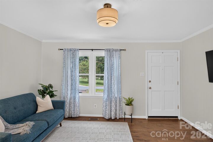 Property Photo:  835 Edgewater Drive  NC 28012 