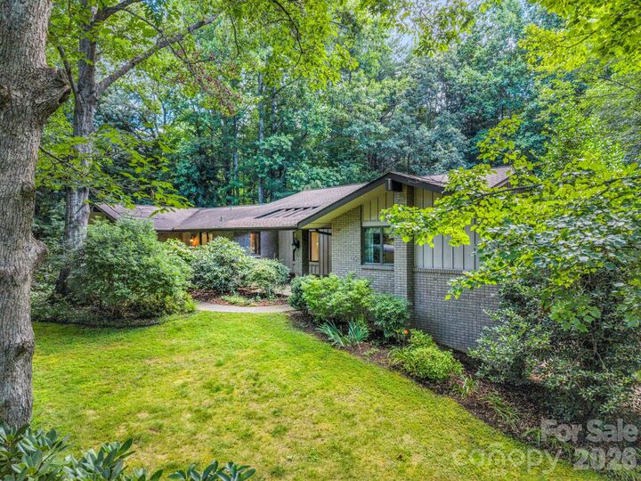 Property Photo:  115 Woodhaven Drive  NC 28739 