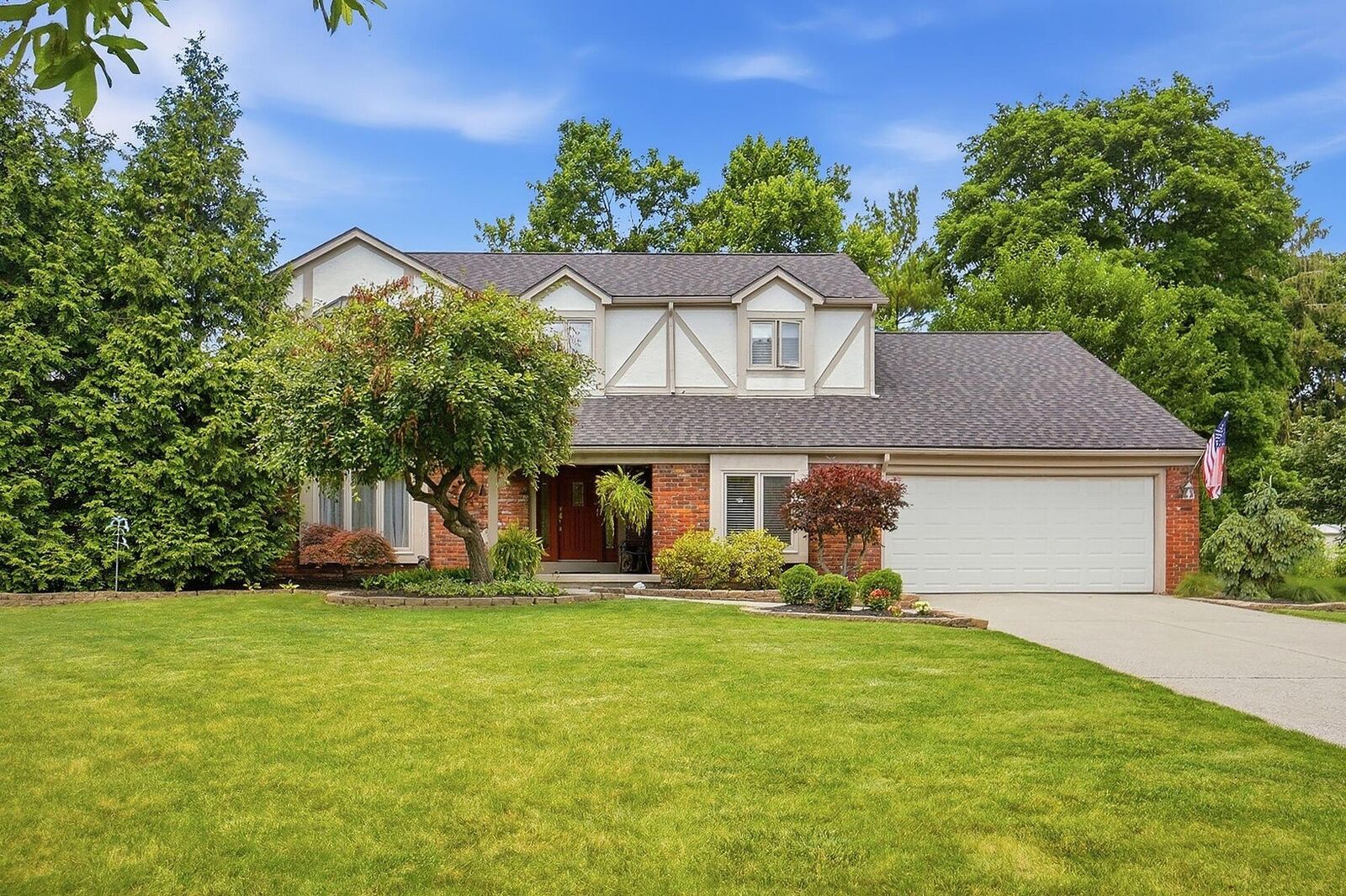 Property Photo:  5493 Glasgow Place  OH 43235 