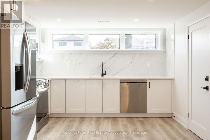 Property Photo:  259 Fernwood Crescent  ON L8T 3L7 