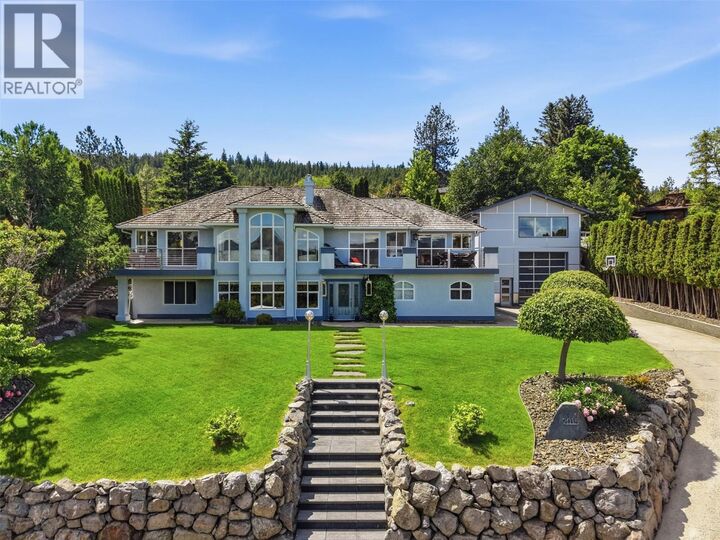 Property Photo: 2015 High Country Boulevard BC V2E 1L2