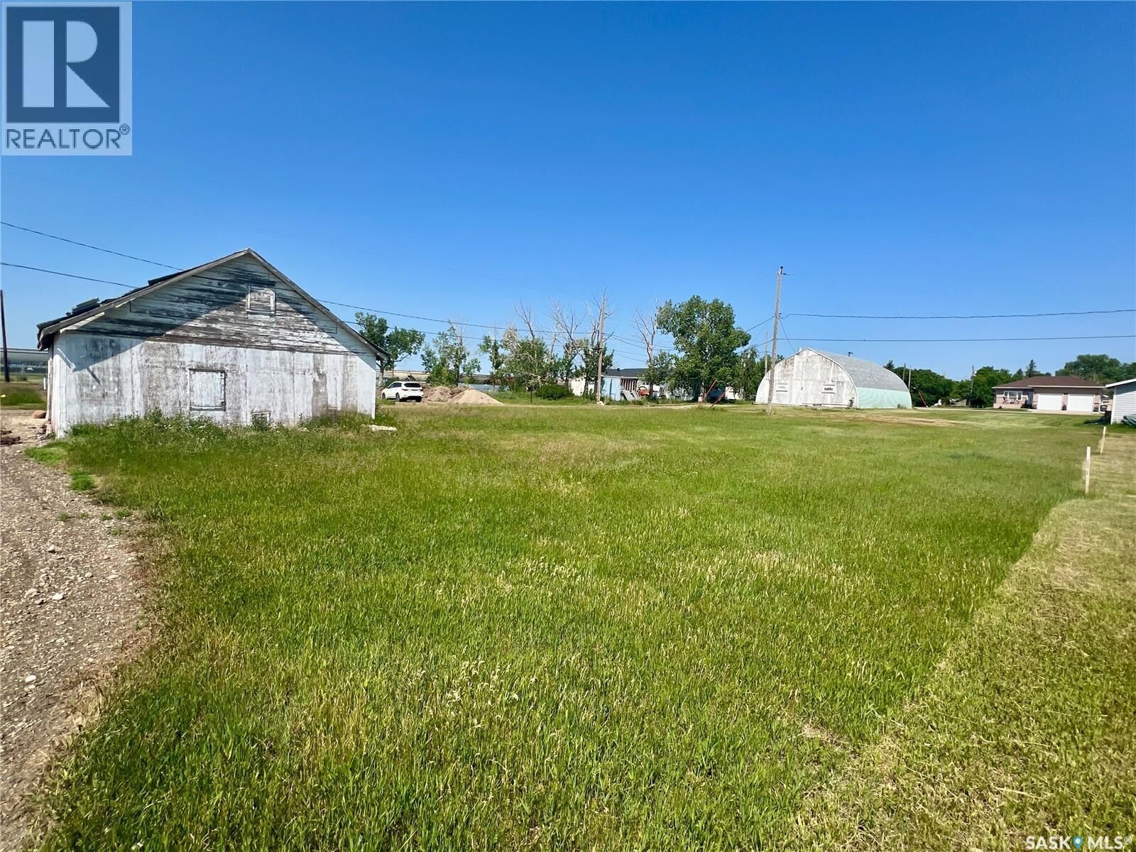 Property Photo:  207 Coteau Street  SK S0G 0G0 
