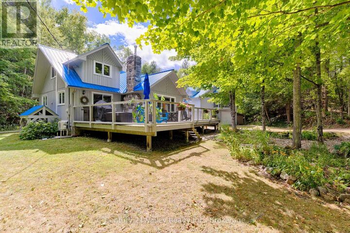 671 Graphite Bay Road — photo 1