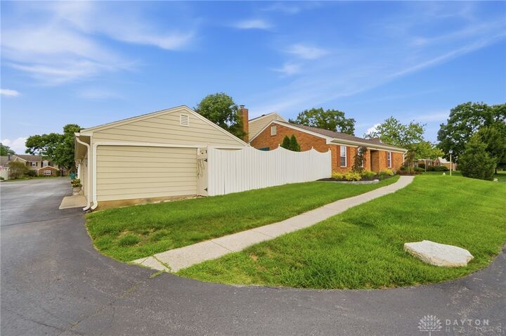 Property Photo:  956 Patriot Square Drive  OH 45459 