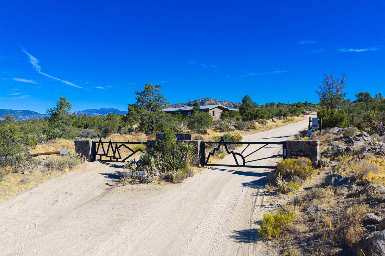 Property Photo:  70041 Linda Vista Road  CA 92561 