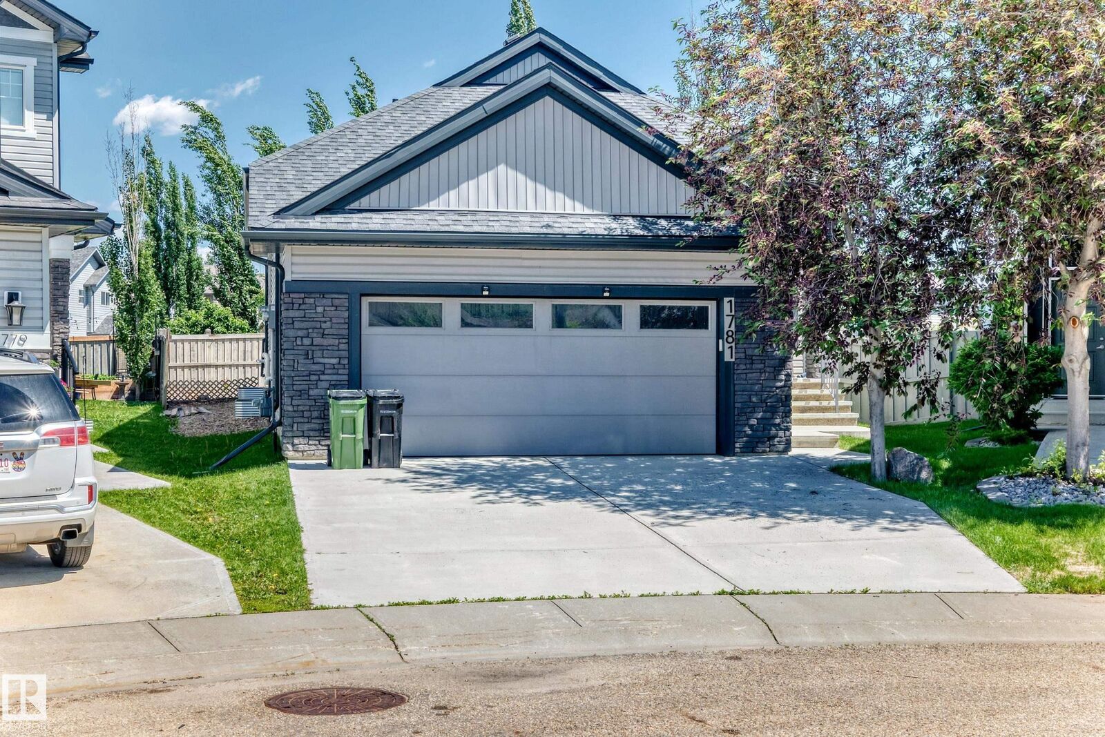 Property Photo: 1781 Melrose Crescent SW AB T6W 0A2