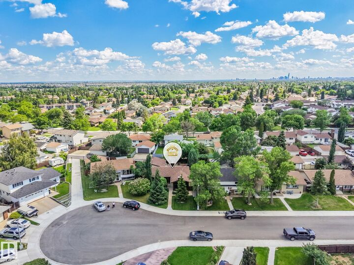 Property Photo:  17237 104 Street NW  AB T5X 3X1 