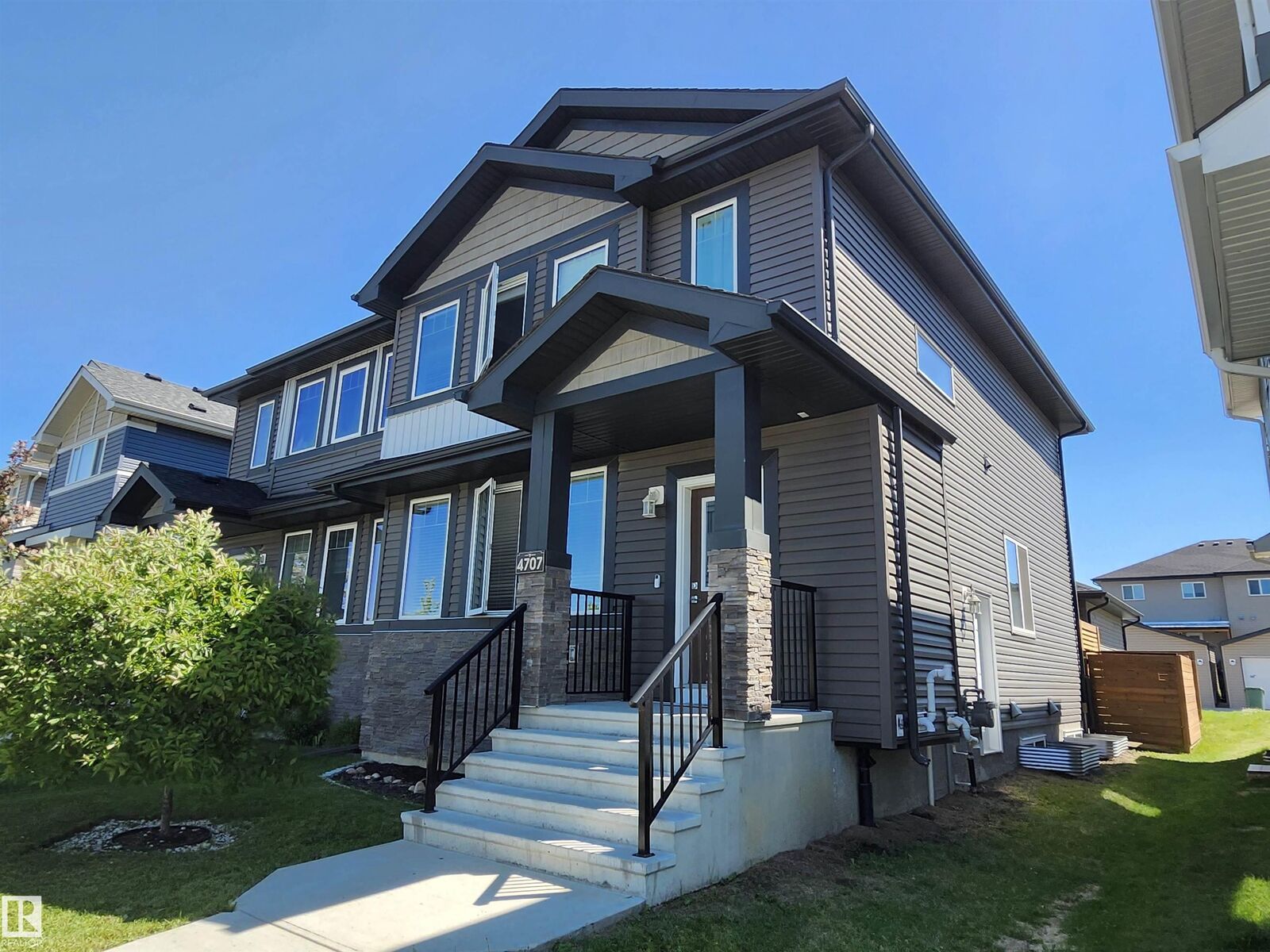 Property Photo: 4707 36 Street AB T4X 2C3
