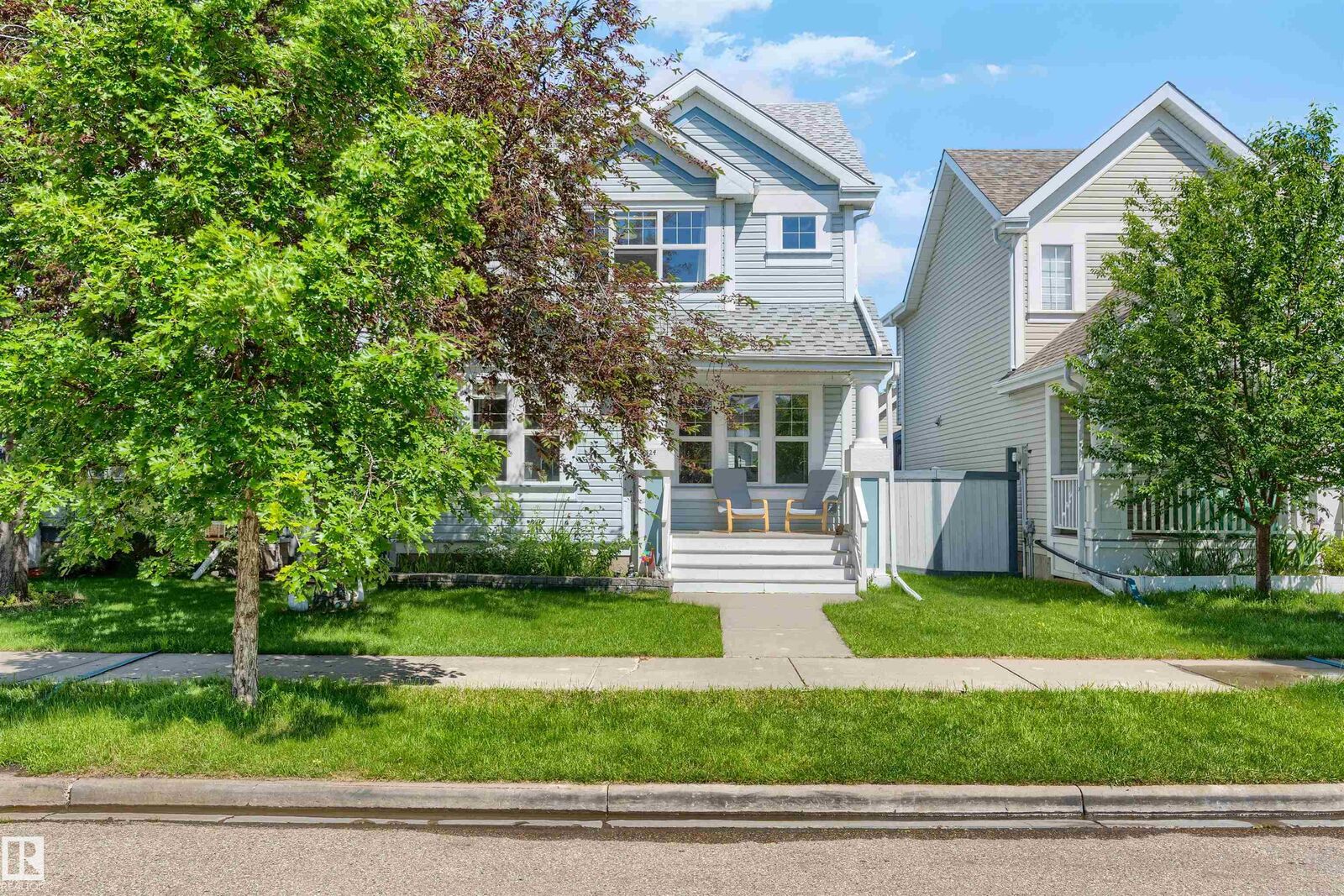 Property Photo:  7824 14 Avenue SW  AB T6X 1H3 