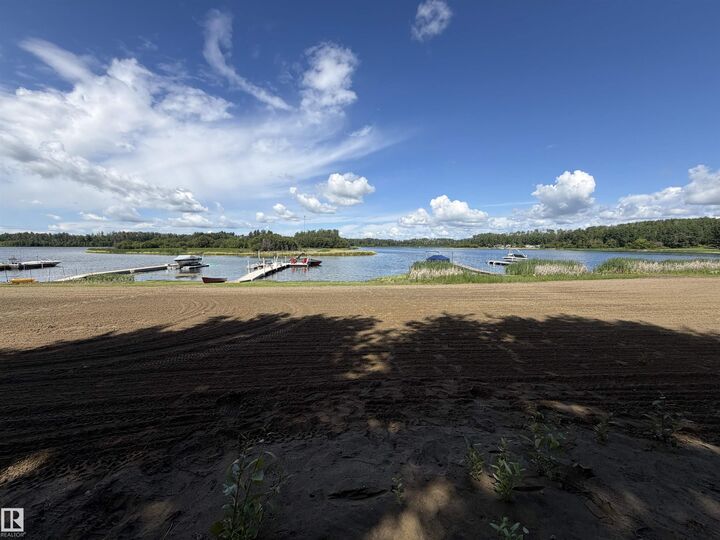 Property Photo: 52220 Hghway 770 AB T0E 0H0