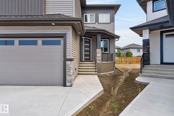 Property Photo: 15 Hillwood Terrace AB T7X 0X4