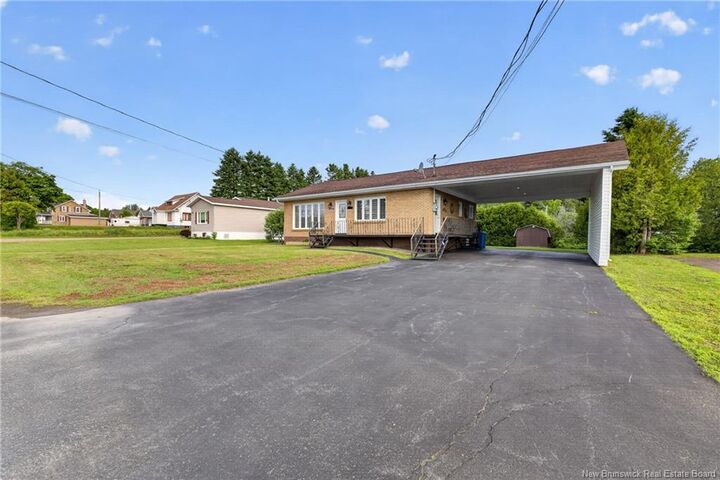Property Photo:  1275 Des Pionniers Avenue  NB E8E 1B7 