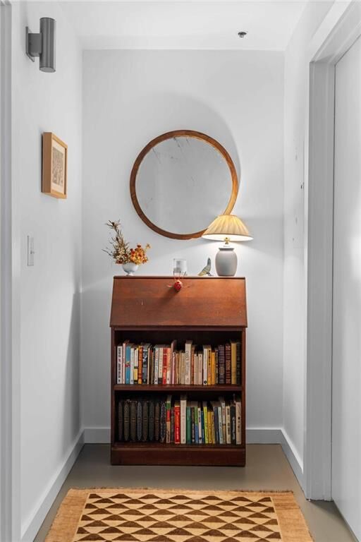 Property Photo:  170 Boulevard SE E111  GA 30312 