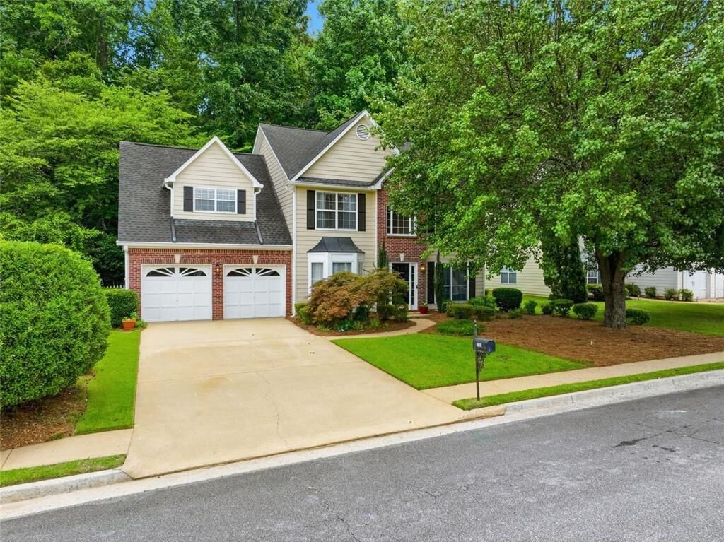 Property Photo:  1300 Chris Lake Drive  GA 30046 