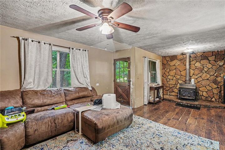 Property Photo:  464 Azalea Drive  GA 30281 