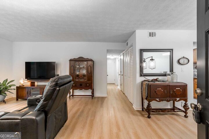 Property Photo:  3160 Seven Pines Court 110  GA 30339 