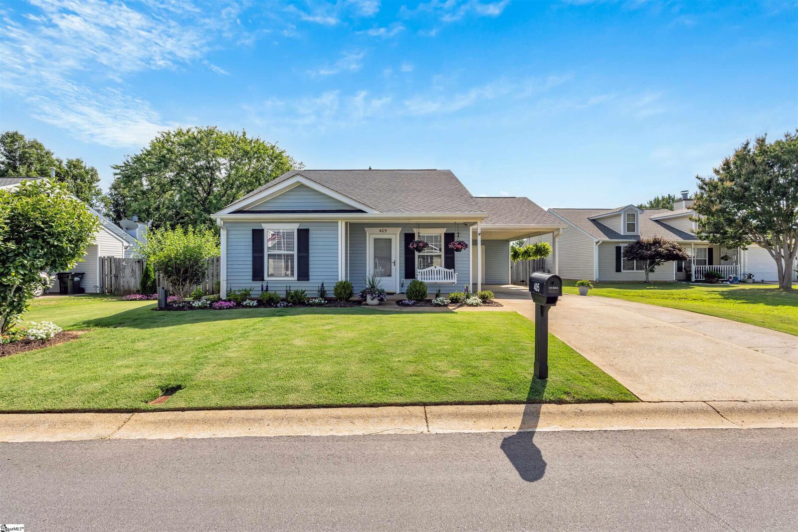 Property Photo:  405 Santa Fe Road  SC 29369 