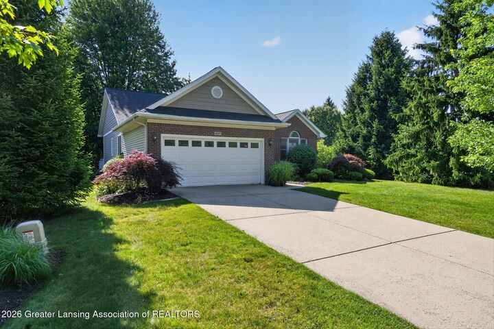 Property Photo:  4011 Highland Terrace  MI 48864 