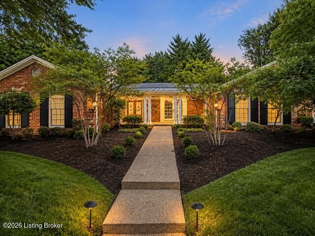 Property Photo: 2709 Anchor Way KY 40223