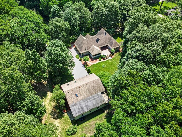 Property Photo: 3866 N 700 IN 46350
