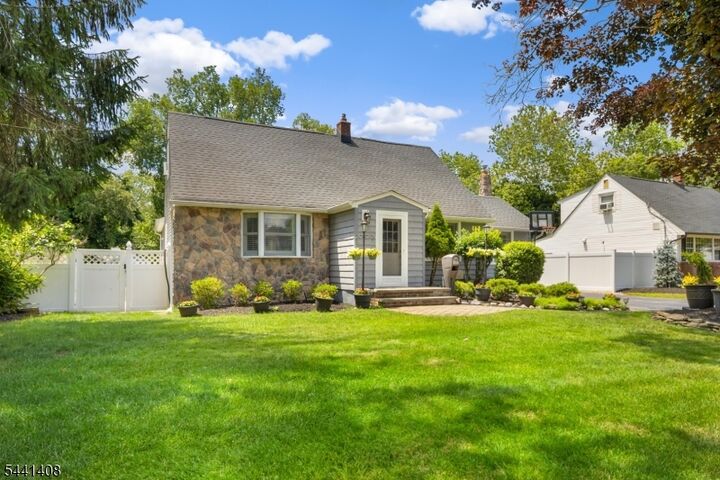 Property Photo:  134 Marion Ct  NJ 07442 